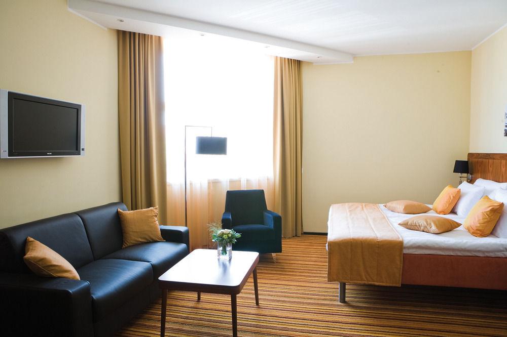 Home Hotel Katajanokka Helsinki Szoba fotó